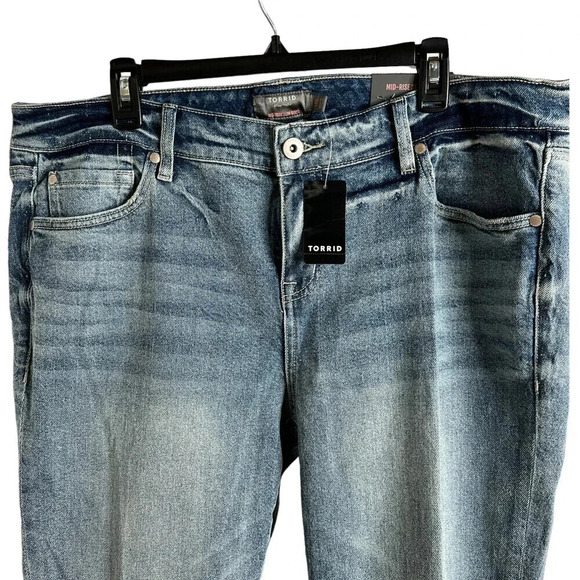 Torrid Perfect Slim Boot Classic Denim Mid-Rise Jean Sz. 18 NWT - Picture 7 of 11
